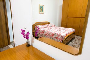 Family House, 3 Bedrooms, Terrace | 1 bedroom, desk, iron/ironing board, free WiFi - B&B Casa Anna Maria (Porto Sant'Elpidio)