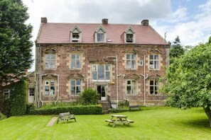 Exterior - Ruswarp Hall (Whitby)