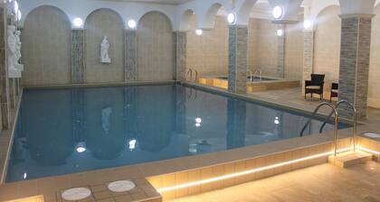 Chatsworth House Hotel