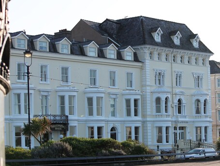 Chatsworth House Hotel - Image 17