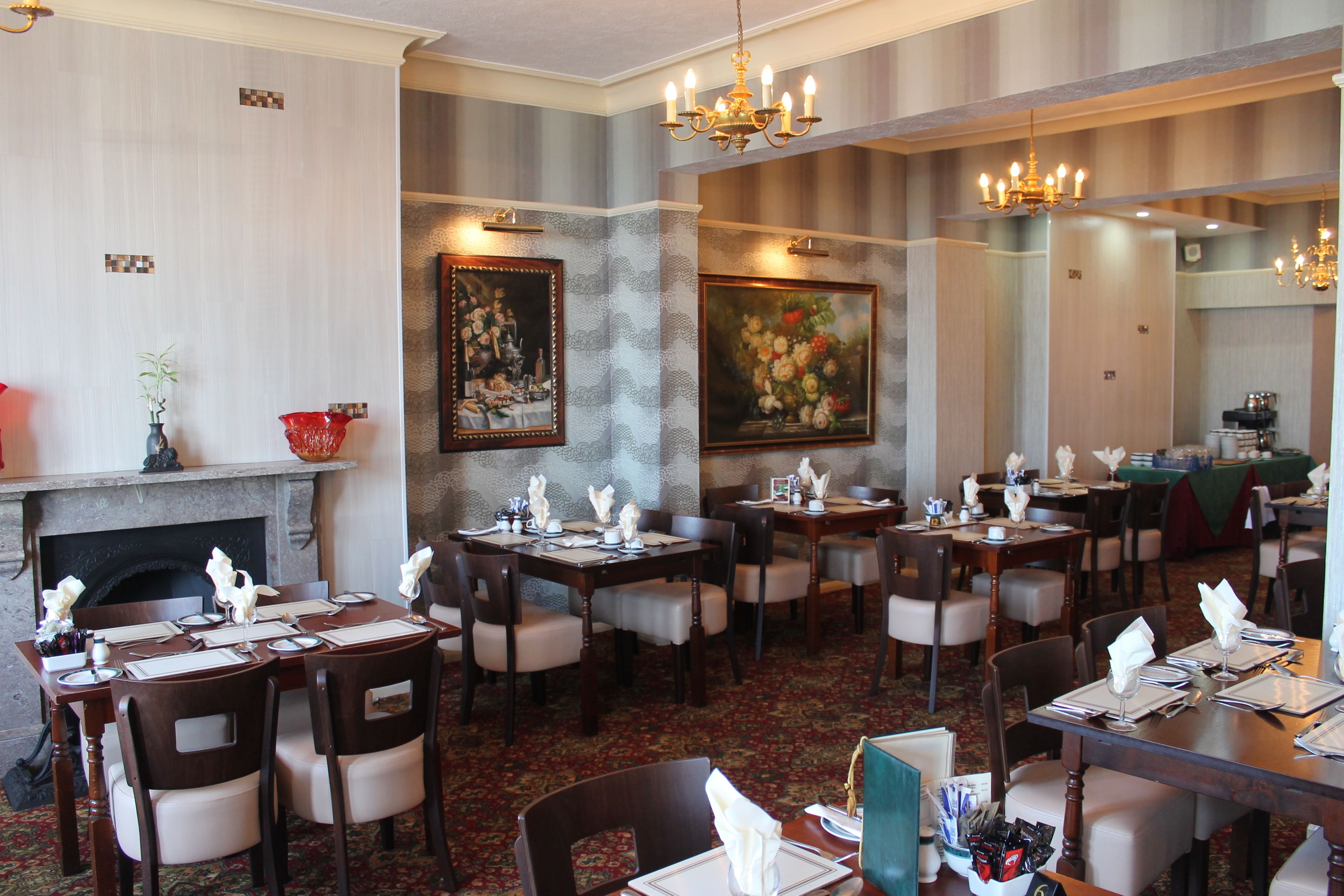 Esmorzar diari a la carta (10 GBP per persona) 