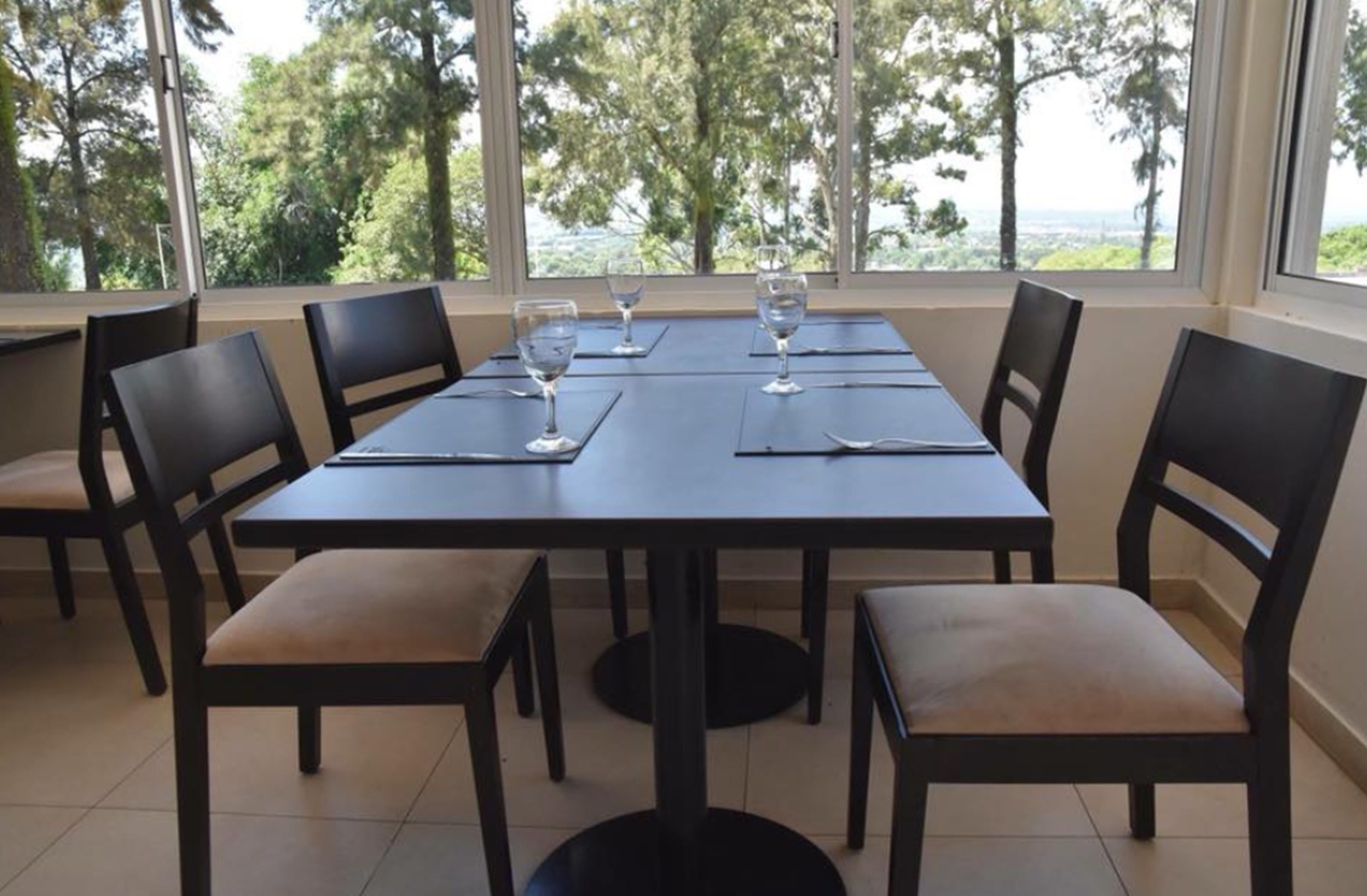 breakfast, lunch, dinner served; argentinean cuisine