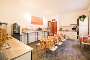 Frokostbuffé er inkludert hver dag