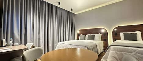 Premium bedding, minibar, desk, blackout drapes