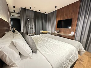 Premium bedding, minibar, desk, blackout drapes - Zallon Hotel Executivo (Lajeado)
