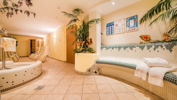 Sauna, hot tub, ruang uap, perawatan tubuh, 1 ruang perawatan, dan pijat