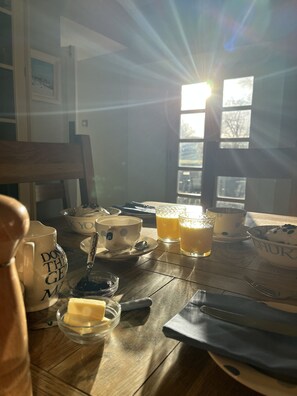 Free daily full breakfast - South Craighall Bed & Breakfast (Glasgow)