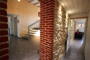 Staircase - La Pause en Bugey (Aranc)