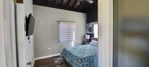 Iron/ironing board, free WiFi, bed sheets