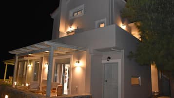 Front of property – evening/night