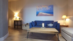 Junior Apartment | Living area | LED TV - Karystos Muse (Karystos)