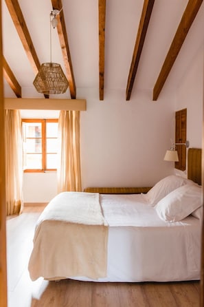 2 bedrooms, desk, soundproofing, free WiFi - Finca Es Cabas (Santa Maria del Camí)