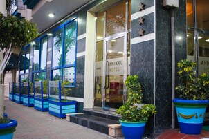 Fachada de la propiedad