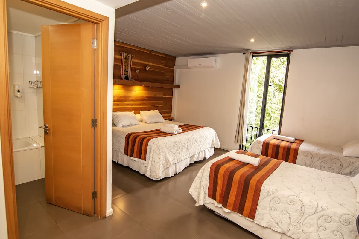 cuadruple tercer piso sin balcon | 1 bedroom, premium bedding, in-room safe, individually decorated