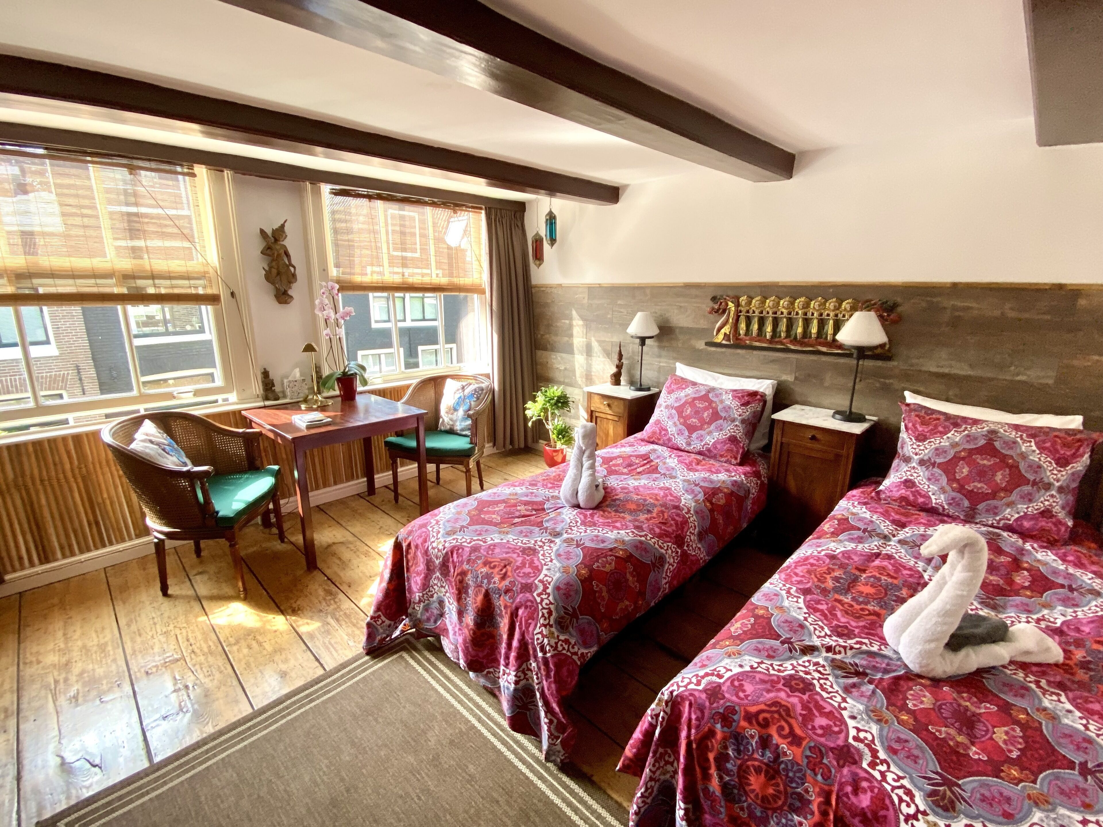 Foto - Amsterdam Barangay