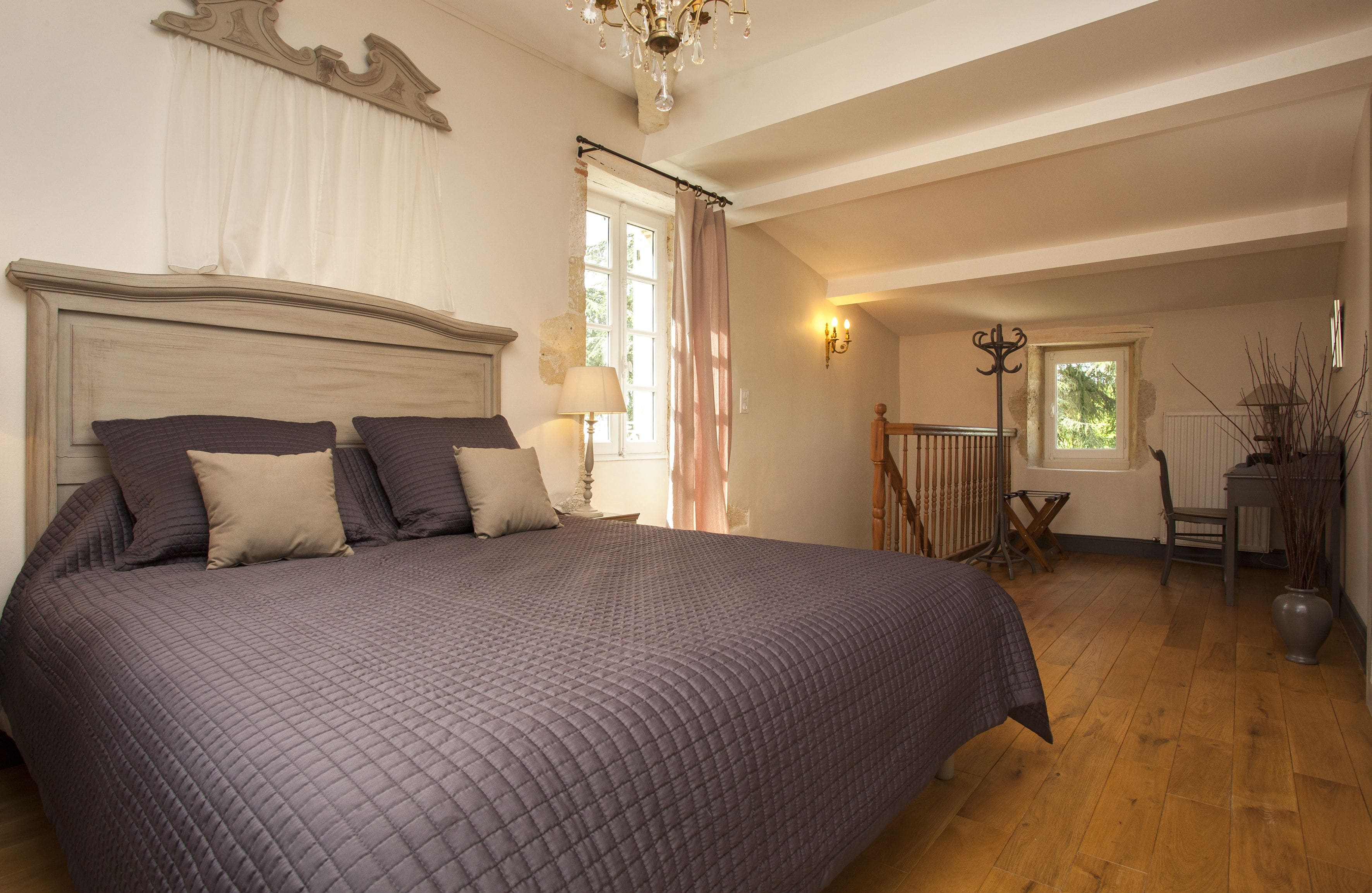 Deluxe-sviitti, 1 makuuhuone, tupakointi kielletty, näköala puistoon | Ylelliset vuodevaatteet, pillowtop-patjalliset sängyt