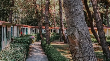 Casa rodante (Cigno) | Vista al jardín