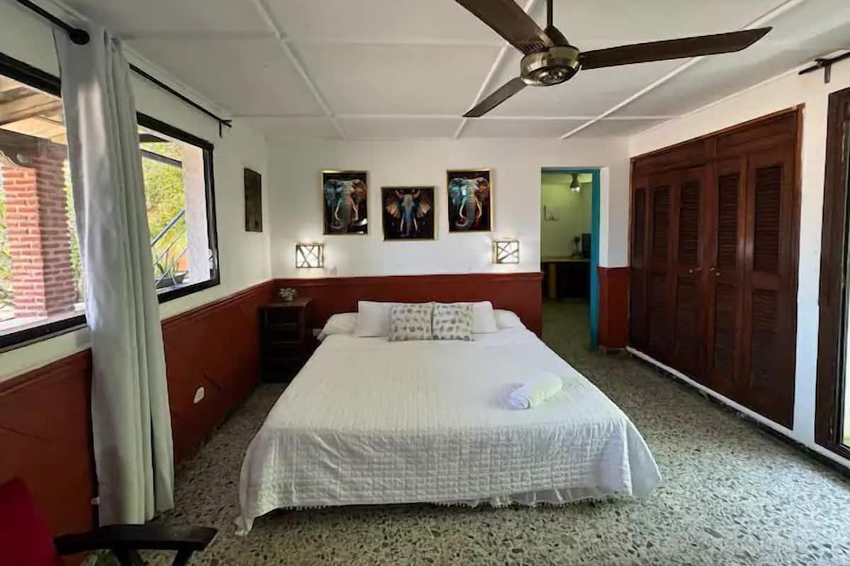 Suite Présidentielle, 1 trÚs grand lit | 1 chambre, literie de qualité supérieure, couette en duvet d'oie