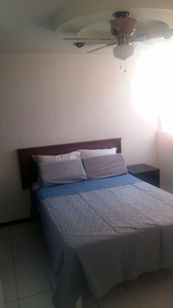 1 bedroom, iron/ironing board, free WiFi