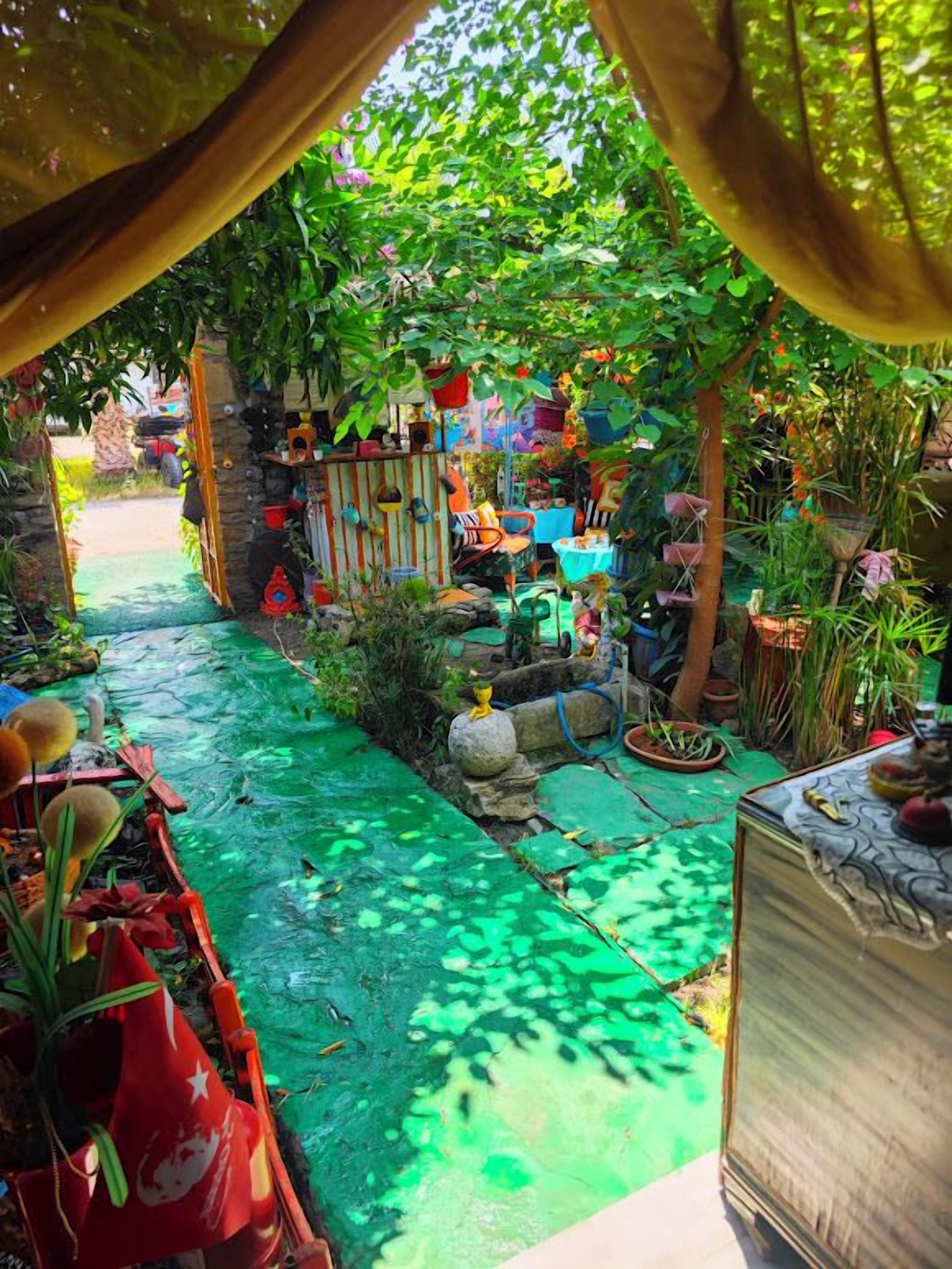 Photo - Side Tuana Garden Home