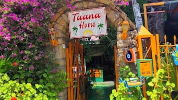 Fachada de la propiedad