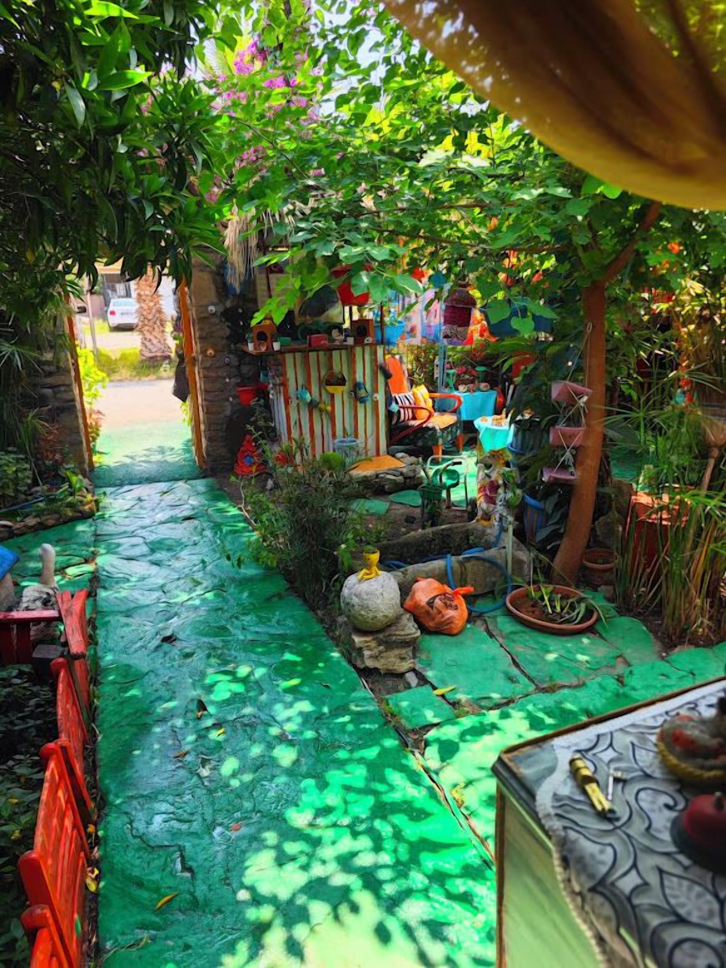 Photo - Side Tuana Garden Home