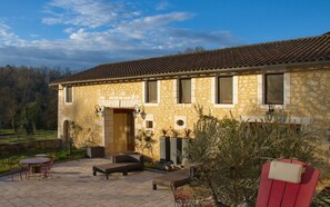 Framhlið gististaðar