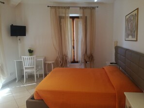 Double Room | Desk, free WiFi - Camollia Suites (Siena)