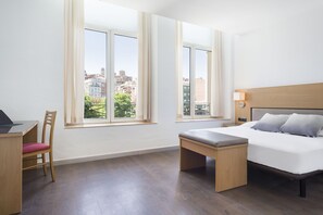Standard Double Room | Desk, laptop workspace, blackout drapes, iron/ironing board - Hotel Rambla Lleida (Lleida)