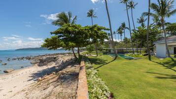 Five Bedrooms Villa  | Teras/patio