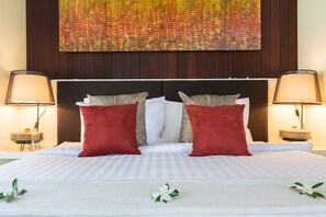 Five Bedrooms Villa 