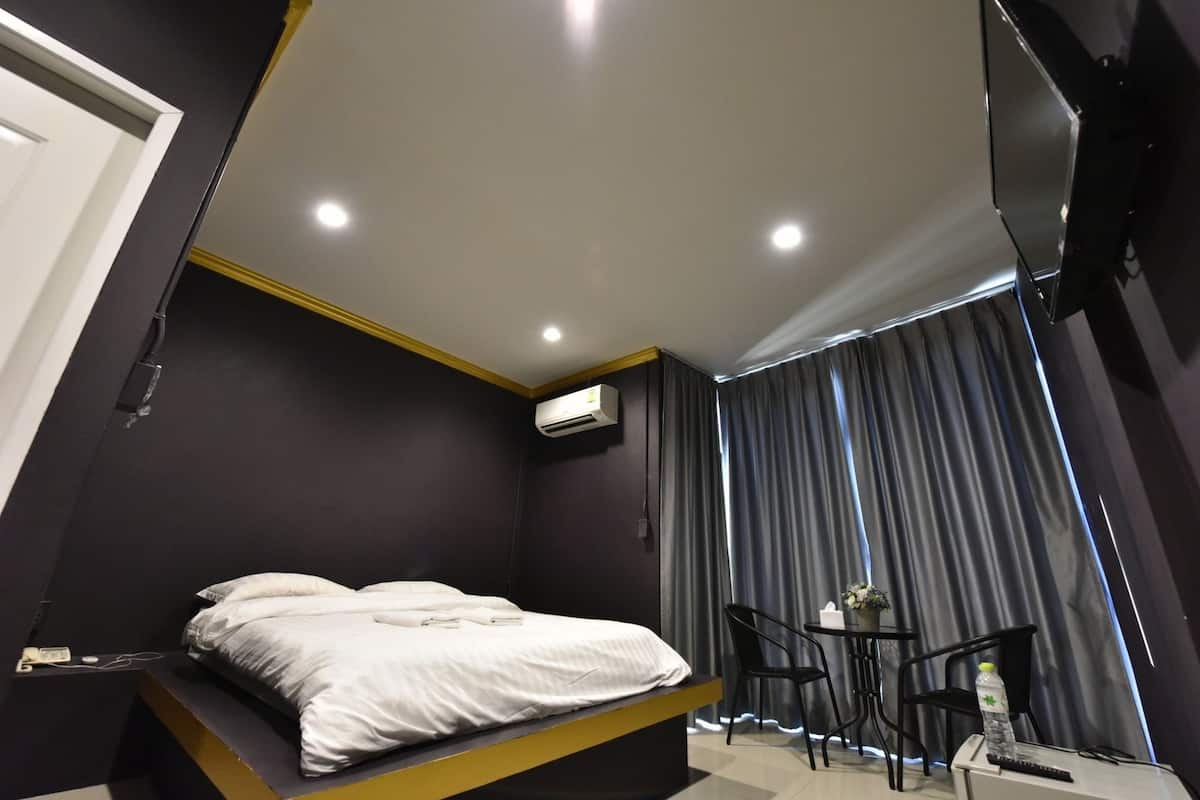 Superior Double Room | 高档床上用品、遮光窗帘、免费 WiFi
