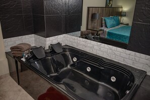 公寓, 1 間臥室 (401) | 客廳 | LCD 電視