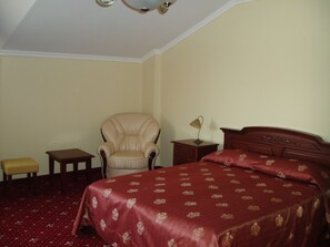 Dobbeltrom – superior | 1 soverom, sengetøy av topp kvalitet, lydisolert og wi-fi (inkludert)