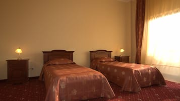 Camera Standard con 2 letti singoli | 1 camera, biancheria da letto di alta qualità, insonorizzazione
