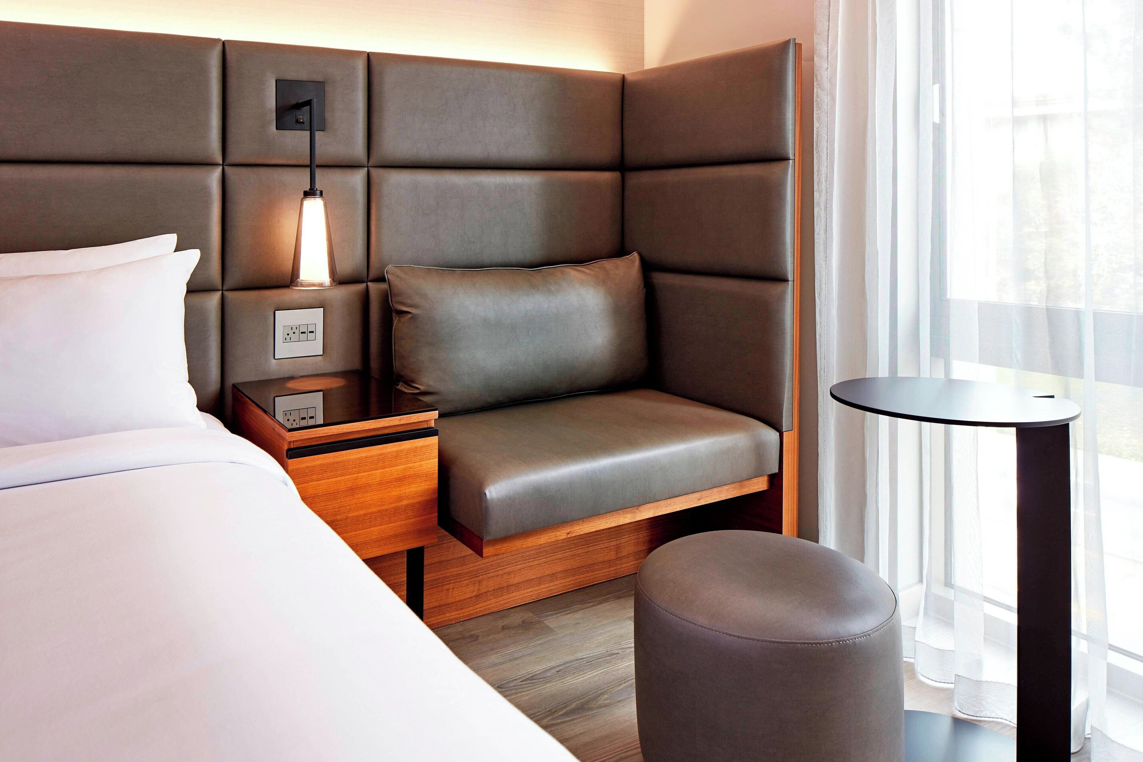 room, 1 king bed | premium bedding, in-room safe, desk, laptop workspace