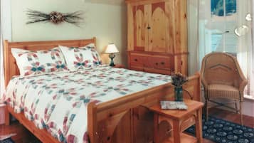 Classic-huone, 1 keskisuuri parisänky | 1 makuuhuone, ilmainen Wi-Fi, vuodevaatteet