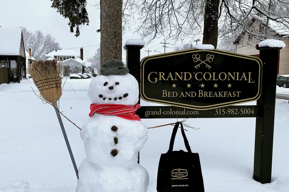 Grand Colonial B&B