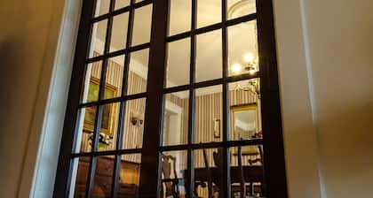 Grand Colonial B&B