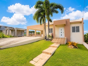 Front of property - Casa vacacional en Arenales Isabela (Isabela)