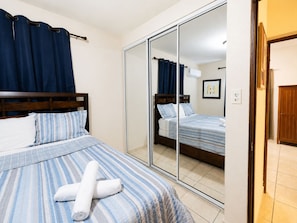 Desk, free WiFi, bed sheets - Casa vacacional en Arenales Isabela (Isabela)
