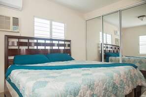Desk, free WiFi, bed sheets - Casa vacacional en Arenales Isabela (Isabela)