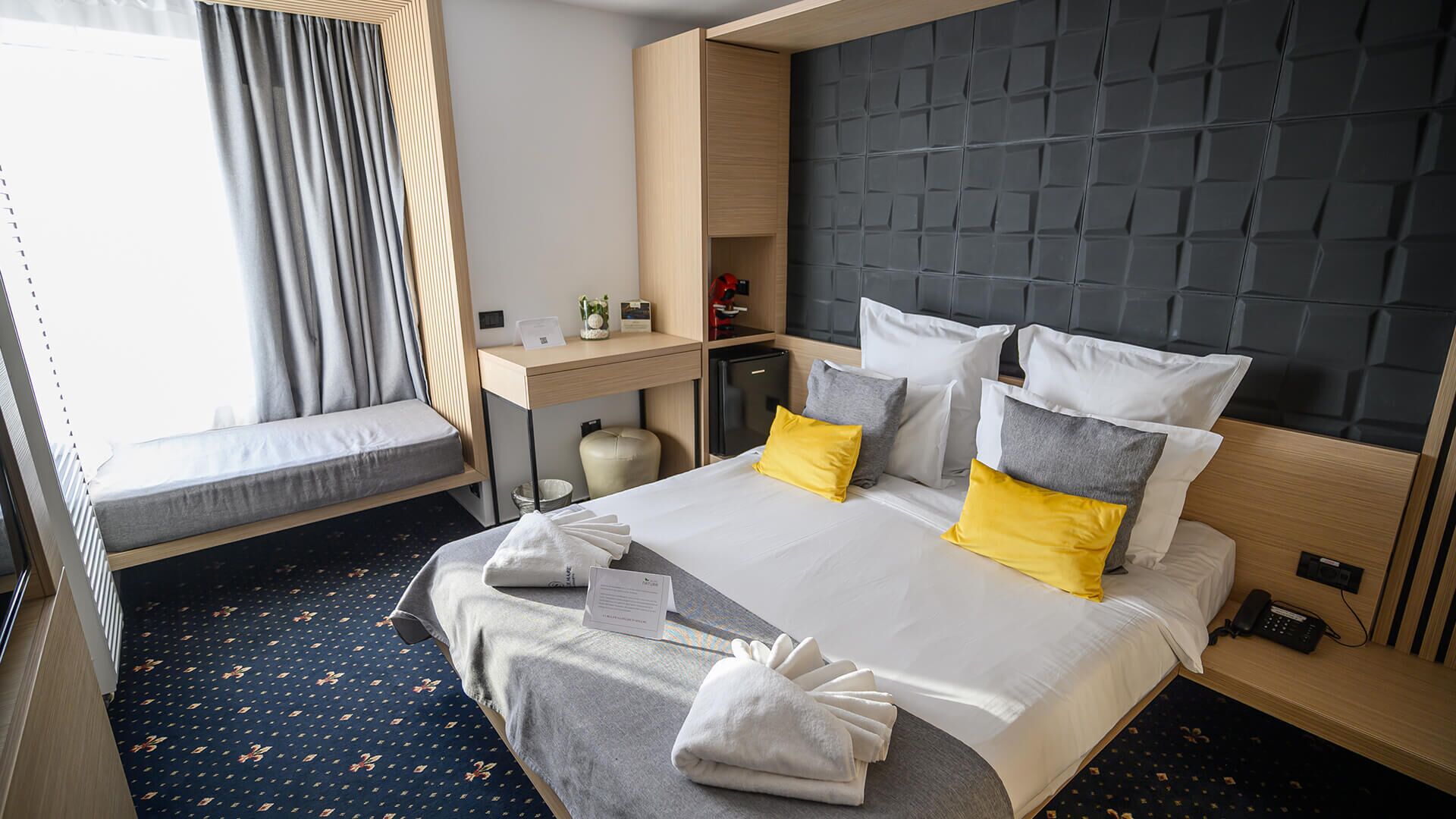 Superior Double Room, 1 Queen Bed, Partial Sea View | 1 bedroom, premium bedding, minibar, individually furnished