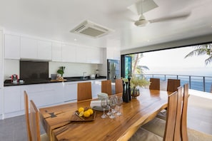 9-Bedroom Pool Villa | In-room dining