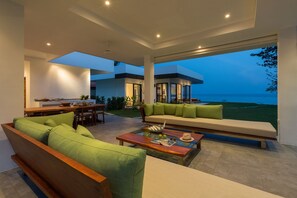 Six Bedrooms Villa | 6 bedrooms, in-room safe, individually decorated, iron/ironing board - Villa Thansamaay (Koh Samui)