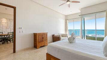 Condo | 1 habitación, tabla de planchar con plancha, wifi gratis y ropa de cama