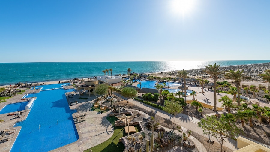 Encanto Living 0403 -1BR by Kivoya
