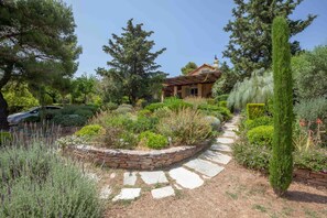 Front of property - Beautiful mini eco farmhouse (Marathon)