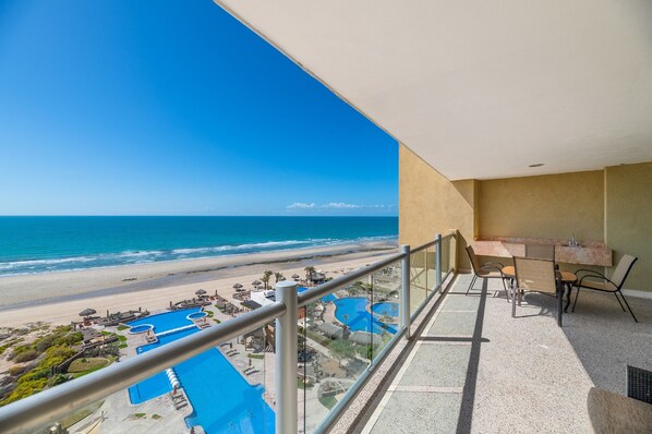 Condo | Terrace/patio - Encanto Living 0901 -2BR by Kivoya (Puerto Peñasco)