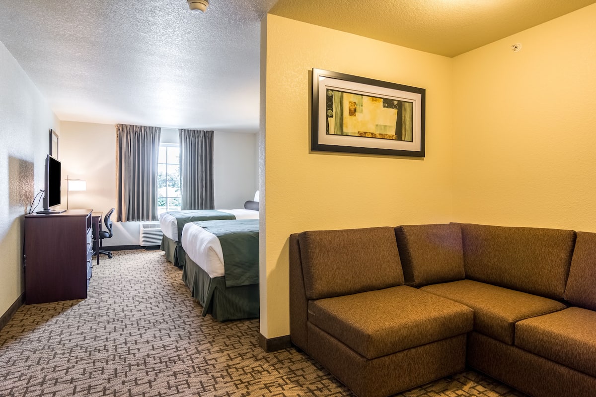 Studio, Two Queen Beds with Sofa Bed, Non Smoking | Premium bedding, in-room safe, desk, laptop workspace